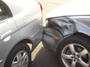 front-bumper-back-bumper-car-accident
